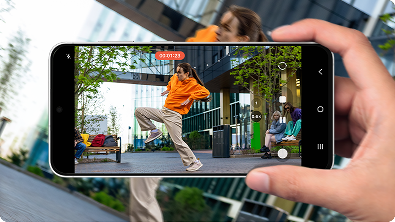 A video is shot on Galaxy S26 FE device. The user is using Super Steady with Horizontal Lock to record someone dancing powerfully.