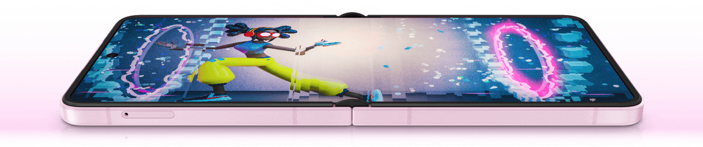 Galaxy Z Flip8's open lying flat with a game on screen