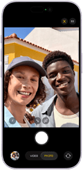iPhone 17, front exterior, Centre Stage for photos feature